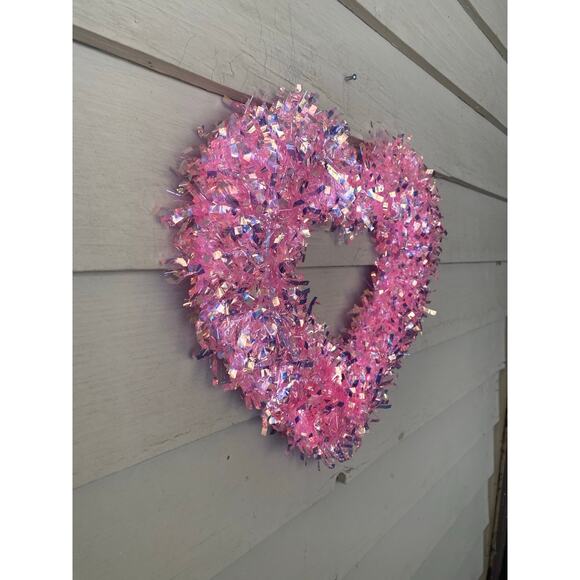 14” Iridescent Pink Tinsel Heart Valentines Day Wreath Sign Party Decor - Picture 5 of 5
